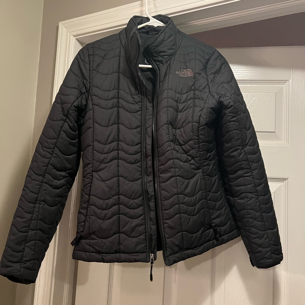 Womens north face puffer